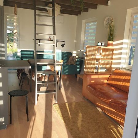 Jurmalciems Anna'S Home מראה חיצוני תמונה