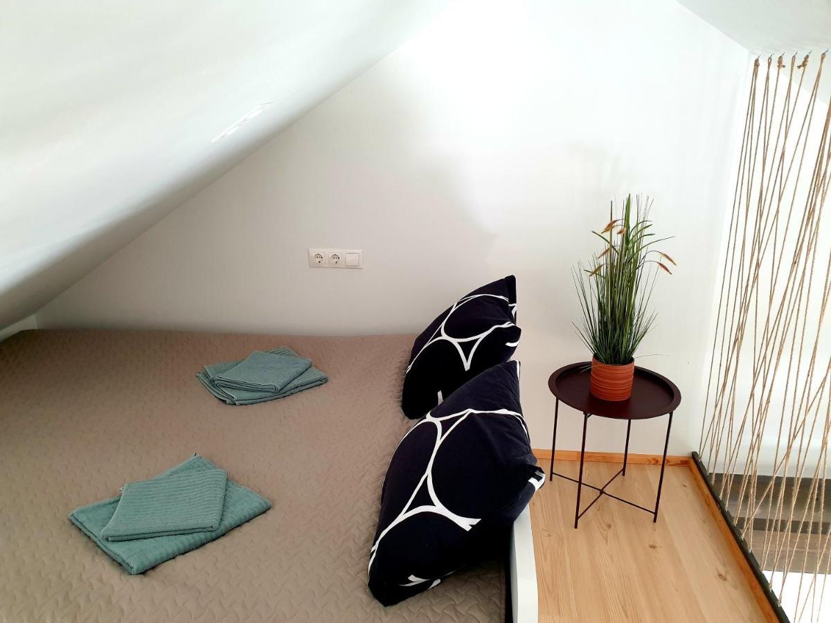 Jurmalciems Anna'S Home מראה חיצוני תמונה